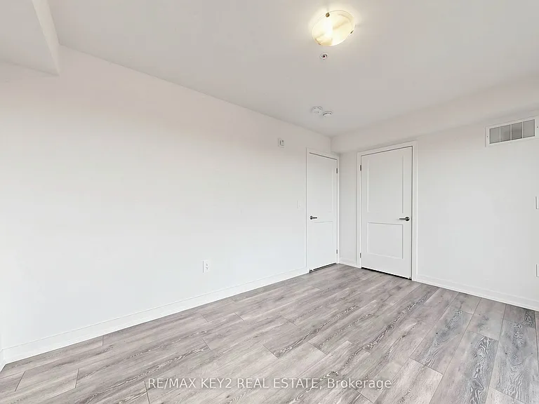 1670 Victoria Park Ave #213 — Photo 26