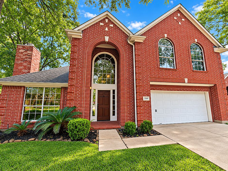 1st image of 2110 Ridgeway Park Dr