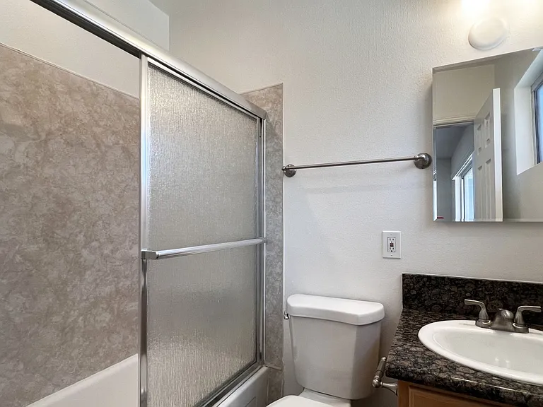 1713 W Malvern Ave #D — Photo 13