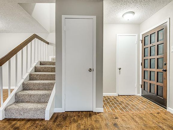 3rd image of 831 Dublin Dr APT C