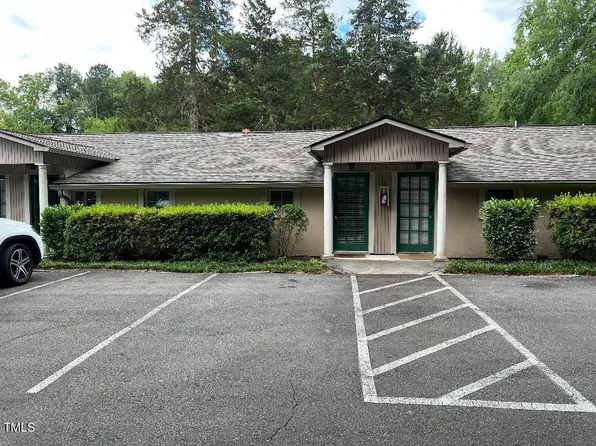 4 Shepherd Ln #A, Chapel Hill, NC 27514
