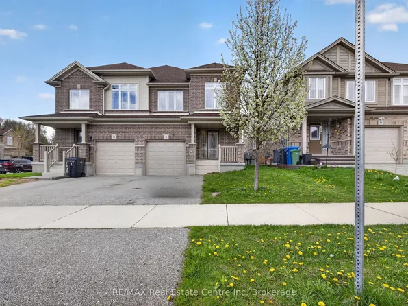 4 Drone Cres, Guelph, ON N1K 0C1