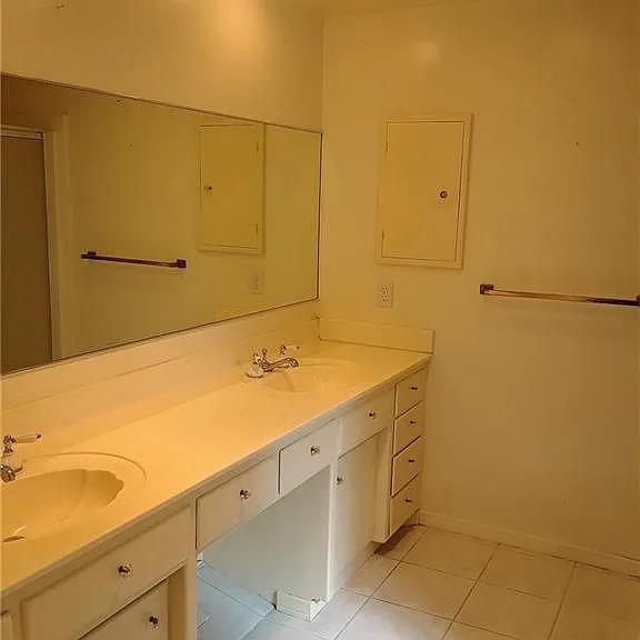 734 W Silver Tree St — Photo 15