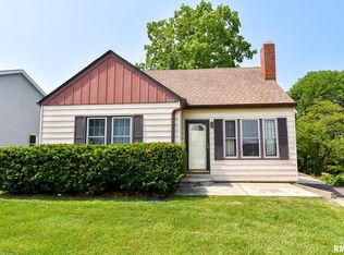 710 Springfield Rd, East Peoria, IL 61611