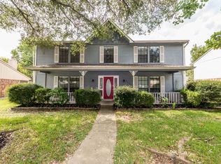 8303 Clover Gardens Dr, Houston, TX 77095