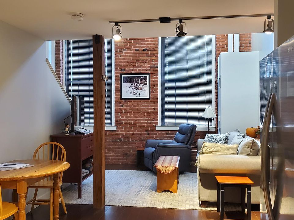 2nd image of 48 Water St Unit 403