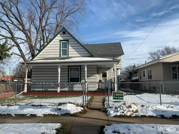 5325 S 33rd St, Omaha, NE 68107