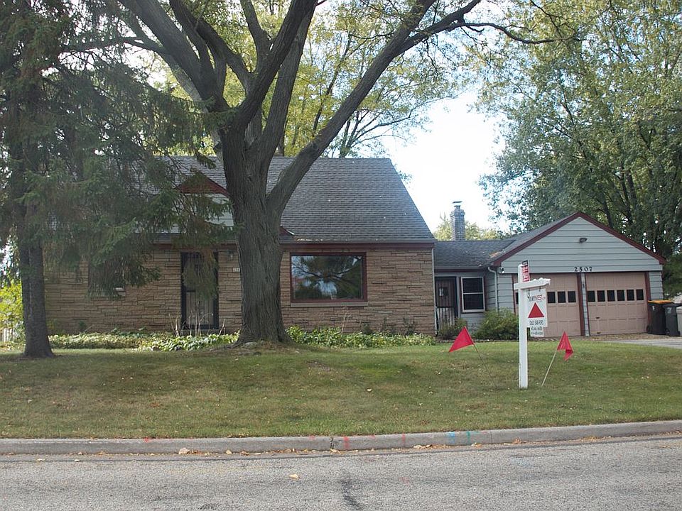 1st image of 2507 N 115th St