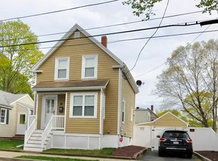 35 Lexington St, Lynn, MA 01902