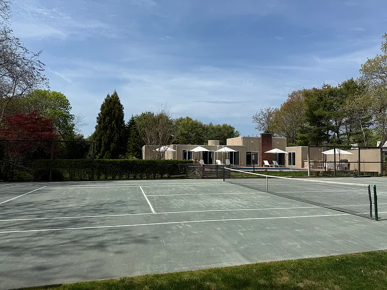 Sandys Ln — Photo 8