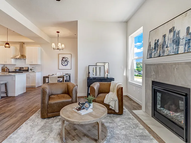 5763 Villa Lorenzo Dr — Photo 4