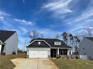 2572 Lacy Holt Rd, Graham, NC 27253