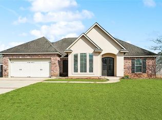 38505 Maddy Ln, Ponchatoula, LA 70454