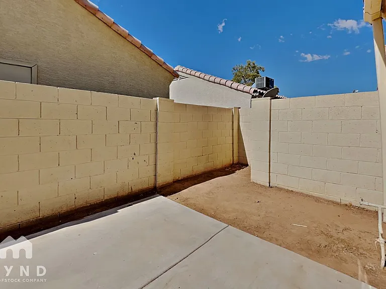 8520 W Palm Ln #1093 — Photo 18