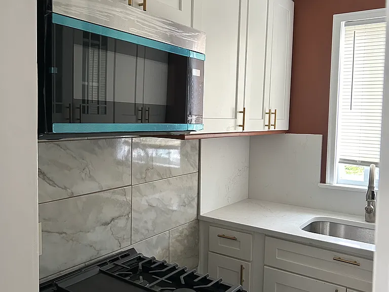 303 Pitman St #3 — Photo 12