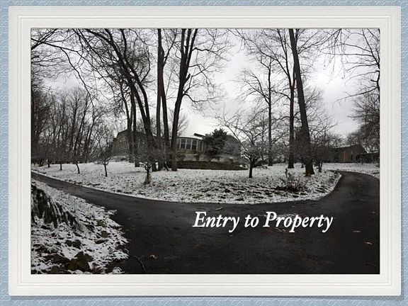 3rd image of 1221 Granville Pike NE