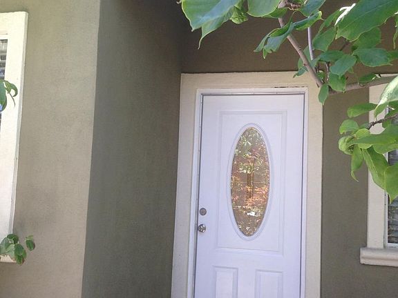 4th image of 2150 Clarke Ave