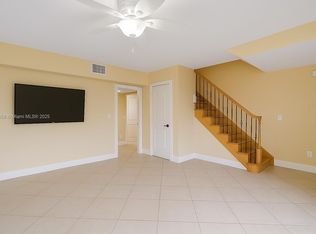 347 Virginia St, Hollywood, FL 33019