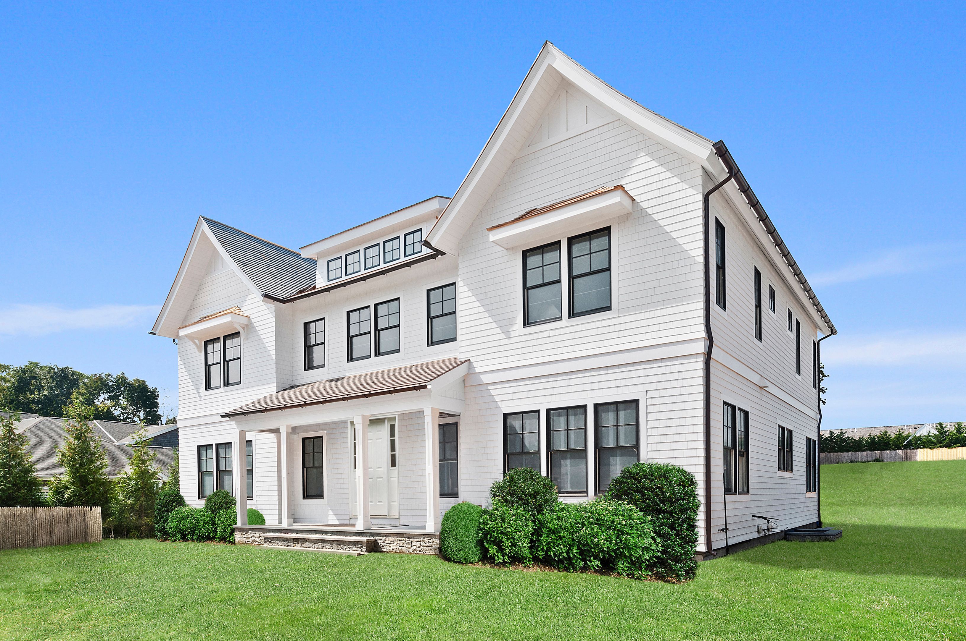 191 Ln, Southampton, NY 11968 Out East