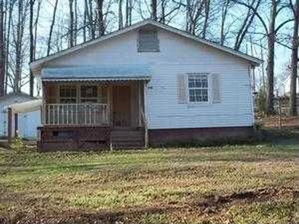 3101 North St, Guntersville, AL 35976