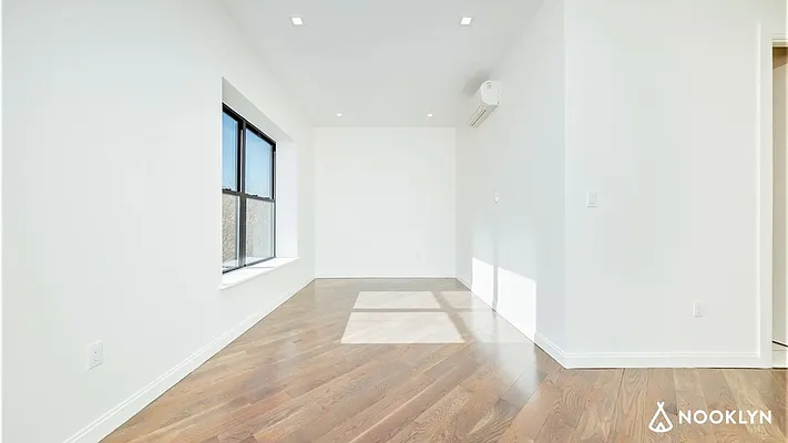 Rented by Nooklyn NYC LLC | media 65