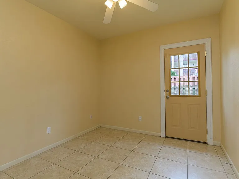 119 E Coronado Dr — Photo 3