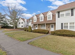 302 Columbia Cmn #302, Hillsborough, NJ 08844