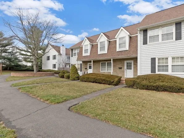 302 Columbia Cmn #302, Hillsborough, NJ 08844