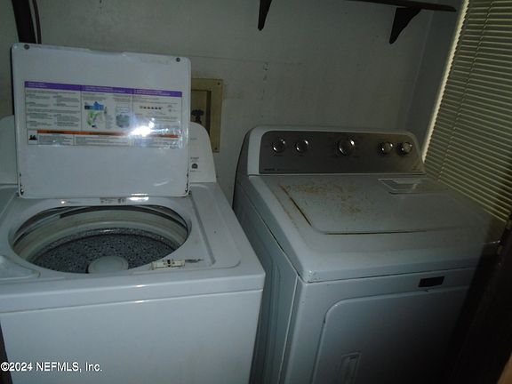 4th image of 4346 Windergate Ct