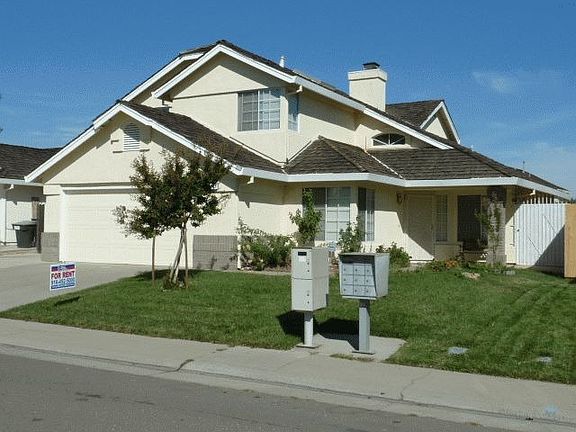 2nd image of 8413 Bernardo Ct