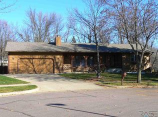 2408 S Mariana Ct, Sioux Falls, SD 57103