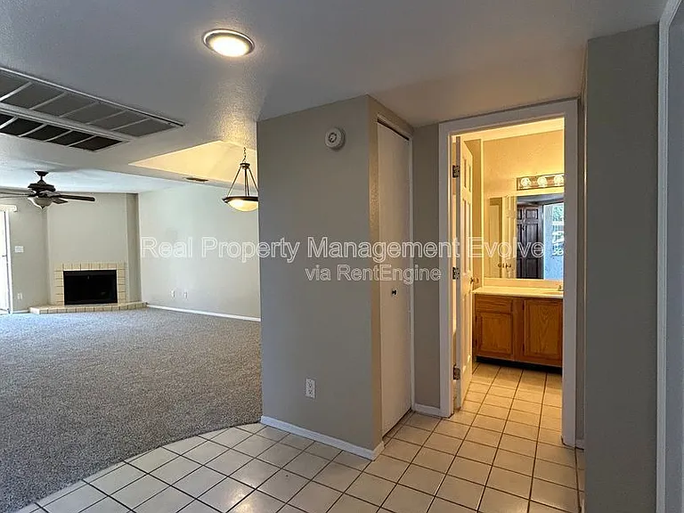 9465 N 92nd St #108 — Photo 2