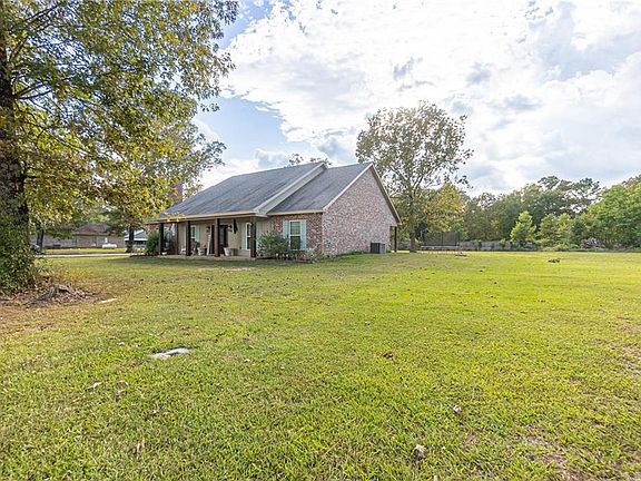 3rd image of 595 Nation Rd