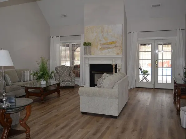 430 Heron Cove Rd, Killen, AL 35645
