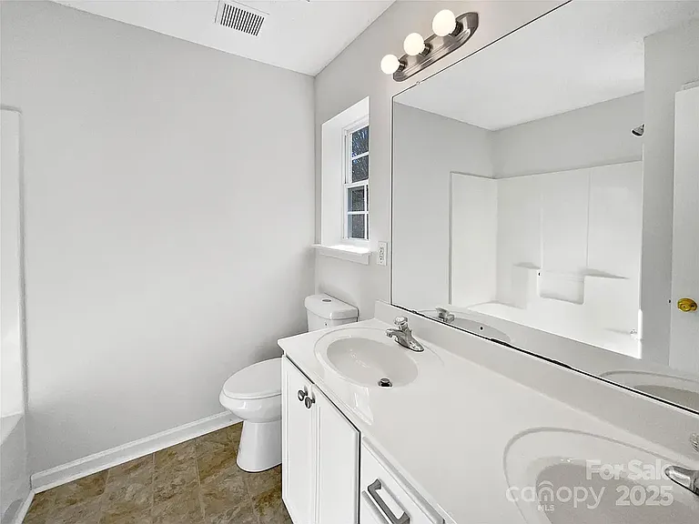 13510 Tranters Creek Ln — Photo 10