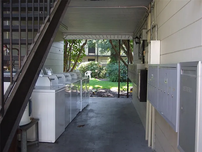 2808 W Azeele St #103 — Photo 10