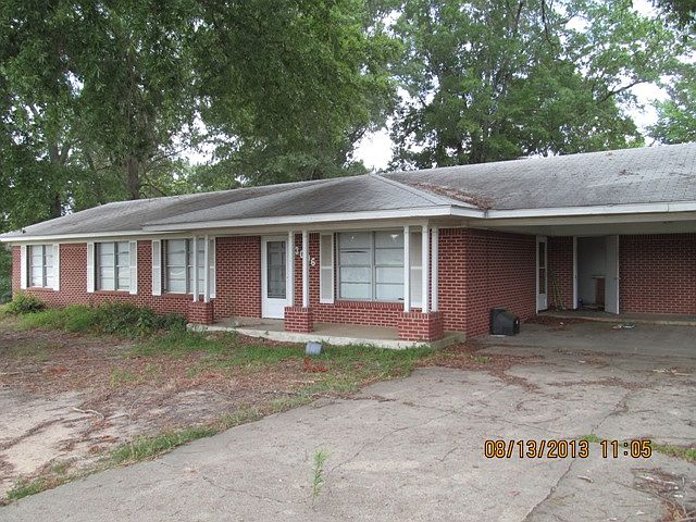 1st image of 3006 Leopard Dr