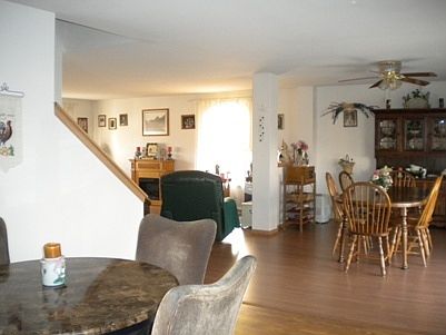 4th image of 204 W Davenport St
