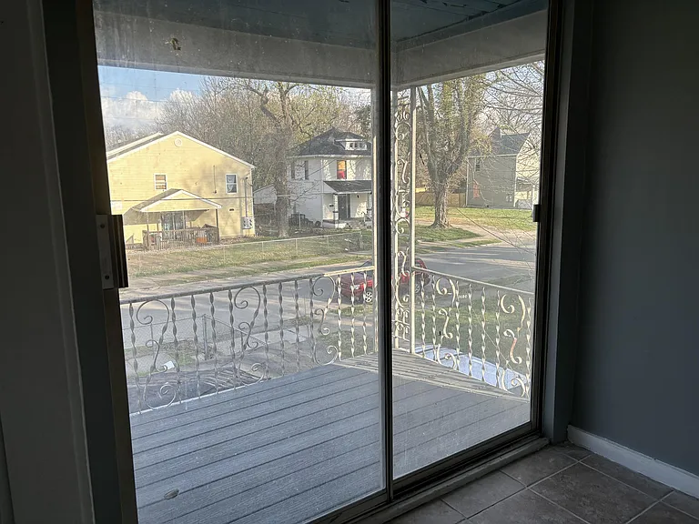 1418 Beech St #2 — Photo 5