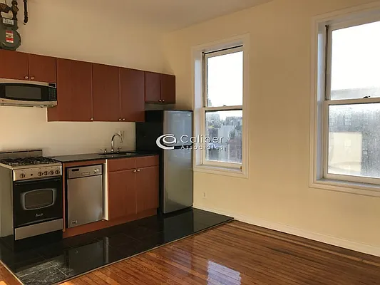 Rented by Caliber Associates | media 21