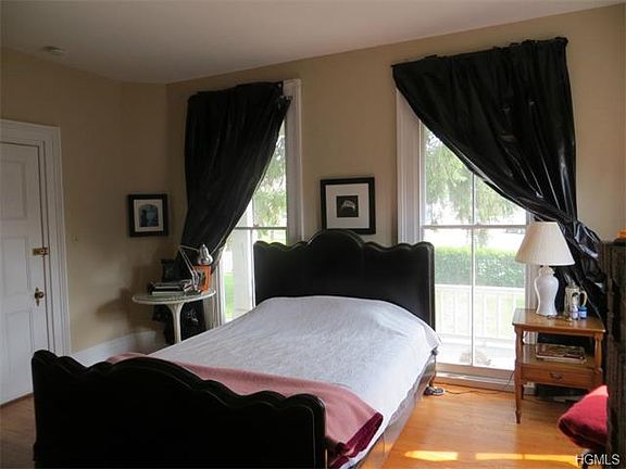 5th image of 175 Croton Ave #1