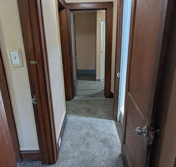 443 W Thornton St — Photo 30