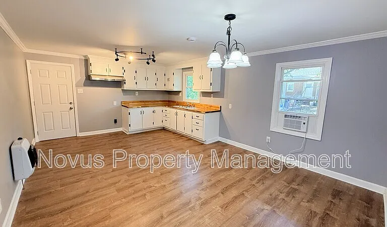 223 Waddell St — Photo 5