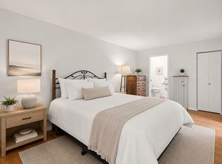 171 Highland St APT 103, Taunton, MA 02780