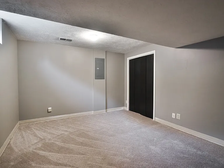 16112 Decatur St — Photo 25
