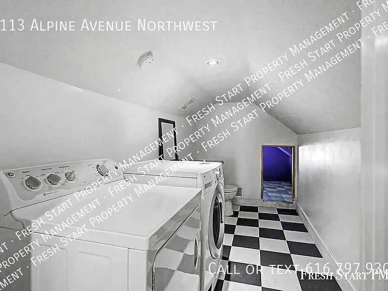 1113 Alpine Ave NW — Photo 11