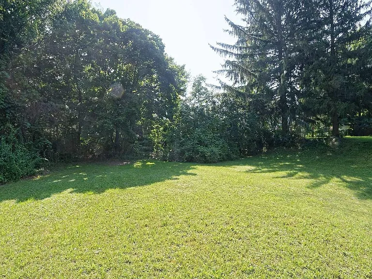 263 N Greenbush Rd — Photo 16