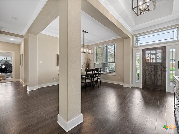4th image of 10619 Becker Dr