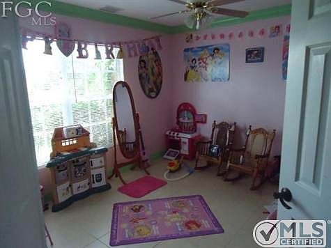 5th image of 921 Allman Ave