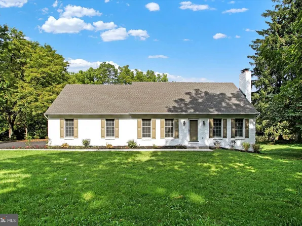 1342 Jefferson Rd, Spring Grove, PA 17362